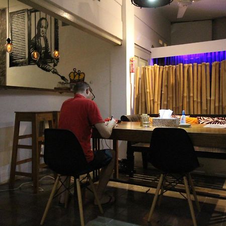 The Patio Yogya Apartment Yogyakarta Luaran gambar